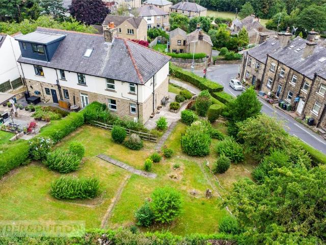 House for sale in New Mill, West Yorkshire