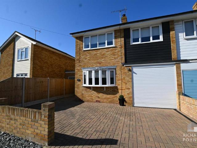 House for sale in Canvey Island