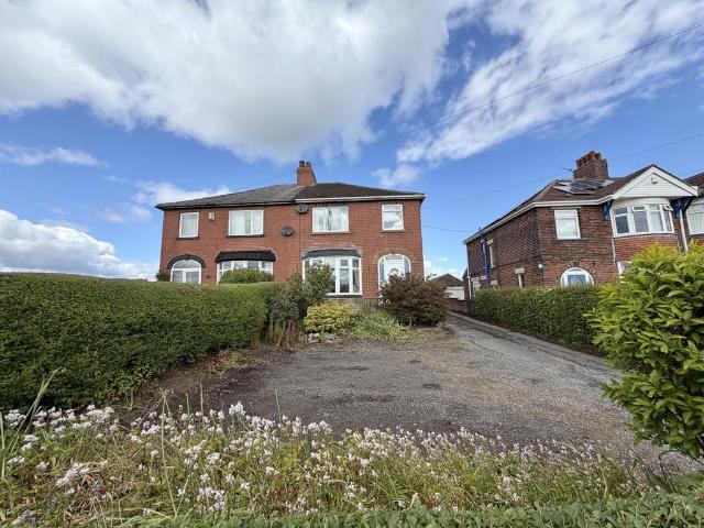 House for sale in Barwick in Elmet and Scholes, Barwick In Elmet