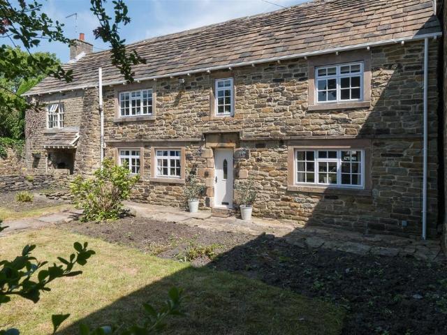 House for sale in Meadowhead, South Yorkshire