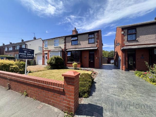 House for sale in Wesham, Lancashire
