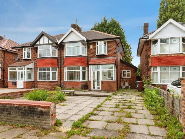 House for sale in Whitefield, Bury