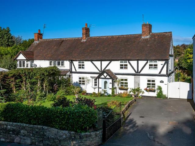 House for sale in Tettenhall Wood, Wolverhampton
