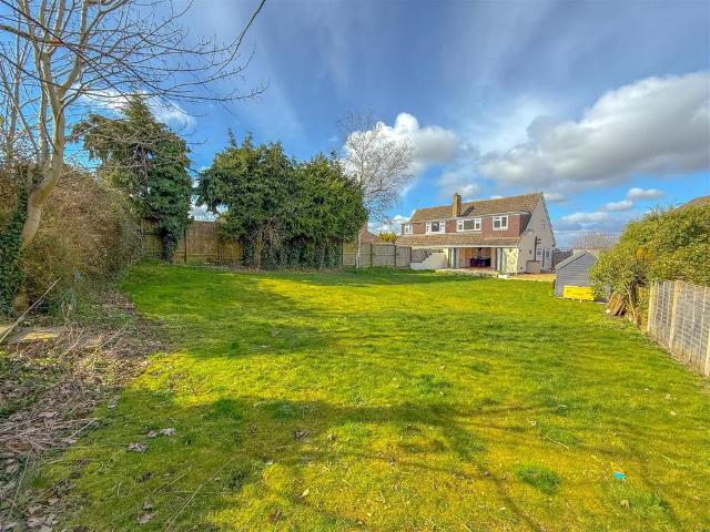 House for sale in Blunsdon, Broad Blunsdon