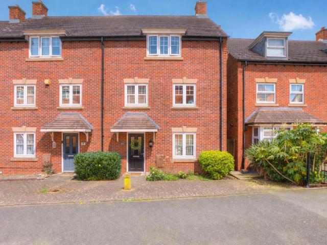 House for sale in Egginton, East Midlands