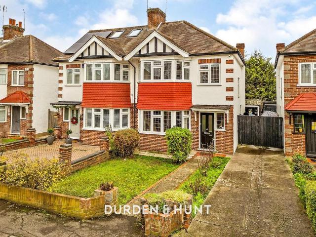 House for sale in Wanstead, Greater London