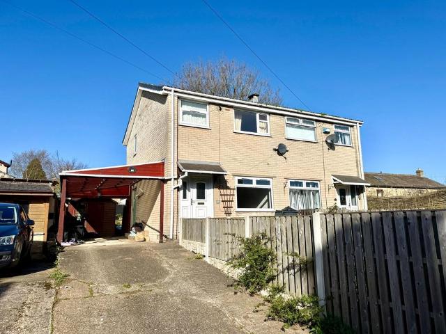 House for sale in Thurlstone, South Yorkshire