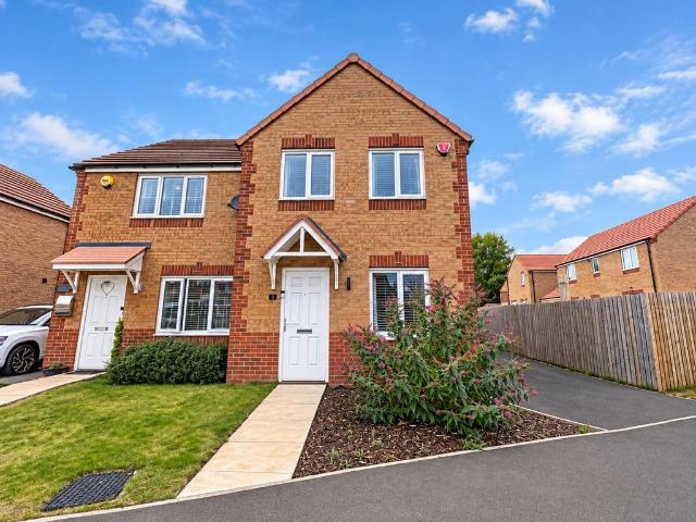 House for sale in Alverton, East Midlands