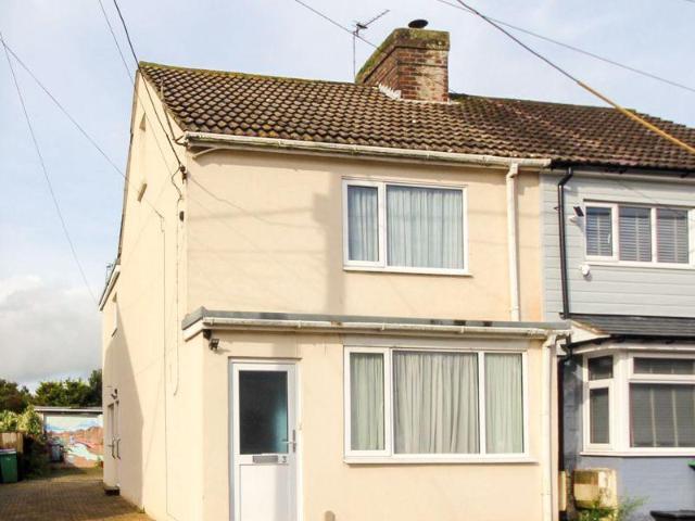 House for sale in Folkestone, Densole