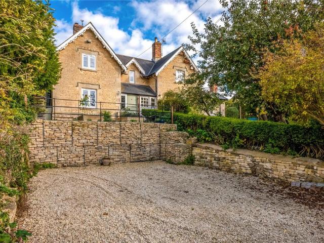 House for sale in Evershot, Oxfordshire