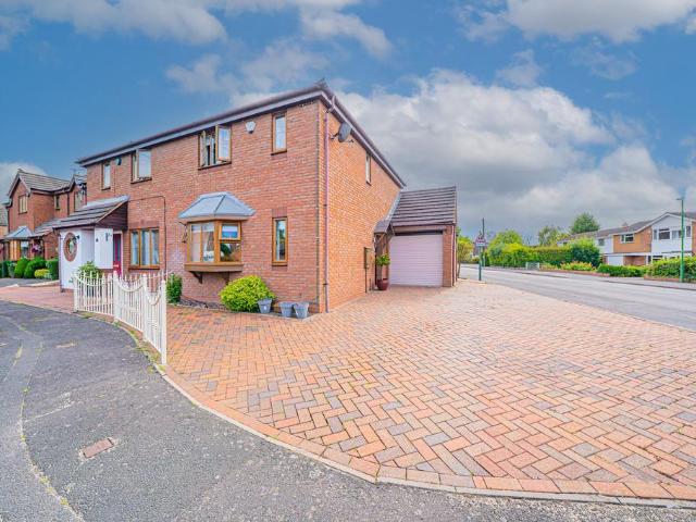 House for sale in West Midlands