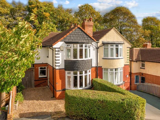 House for sale in Gledhow Park, Leeds