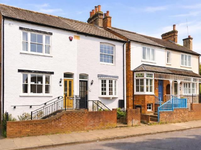 House for sale in St Albans, Five Acres