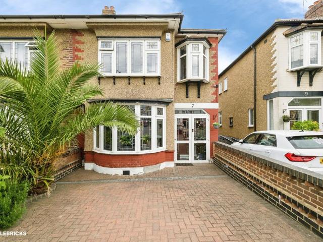 House for sale in Fairlop, Greater London
