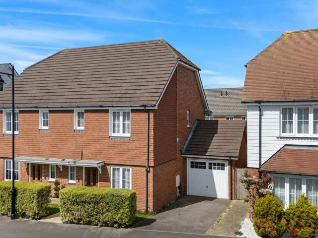 House for sale in Bersted, Clapham