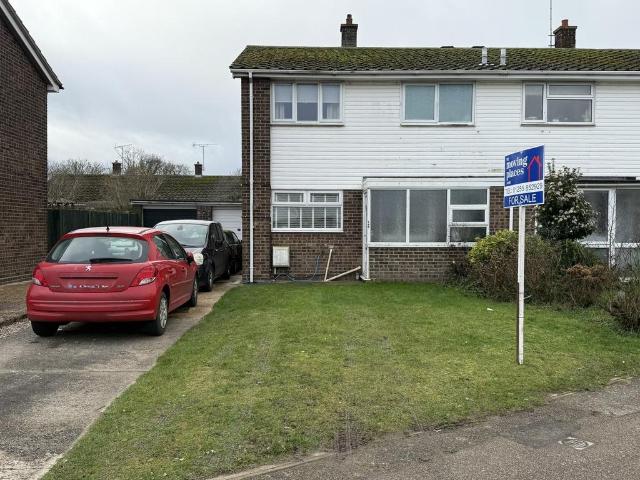 House for sale in Frinton and Walton, Dale Hill
