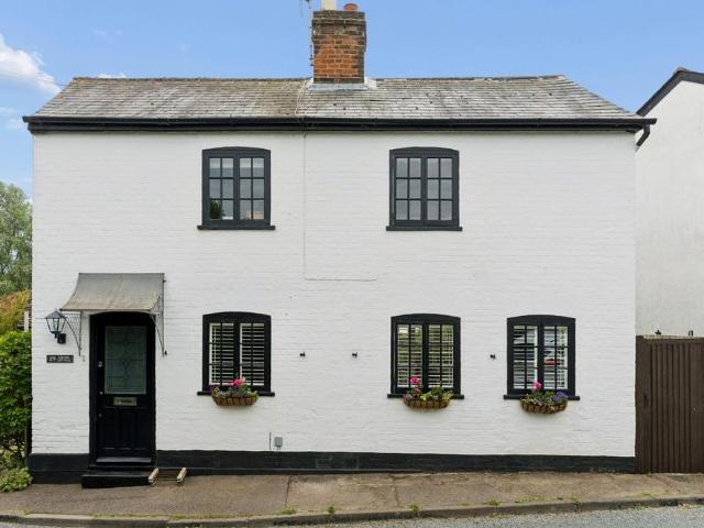 House for sale in King's Walden, Hertfordshire