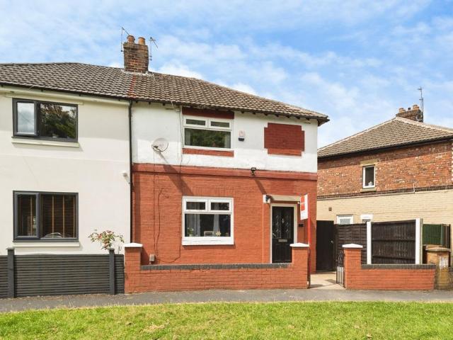 House for sale in Reddish, Greater Manchester