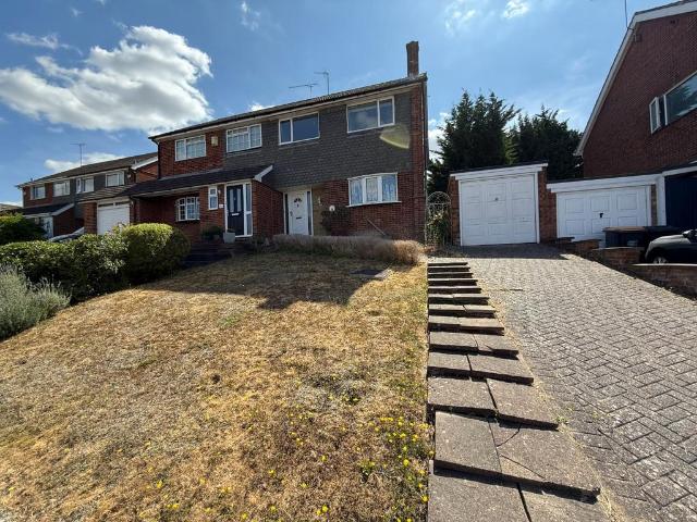 House for sale in Dunstable, Bedfordshire