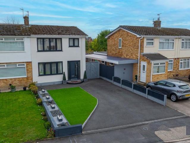 House for sale in Widnes