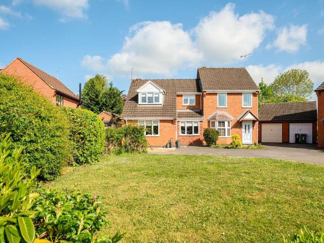 House for sale in Lower Moor, Crookhill