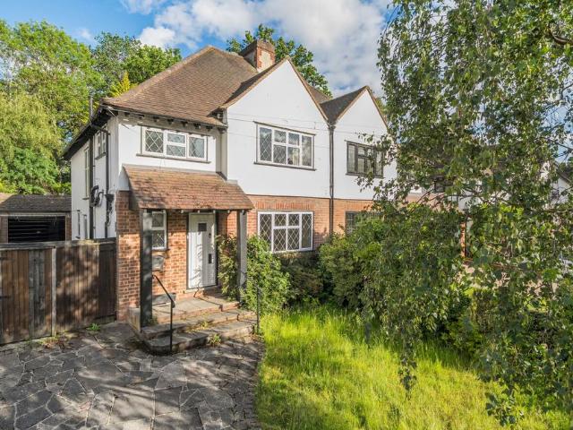 House for sale in Petts Wood, Greater London