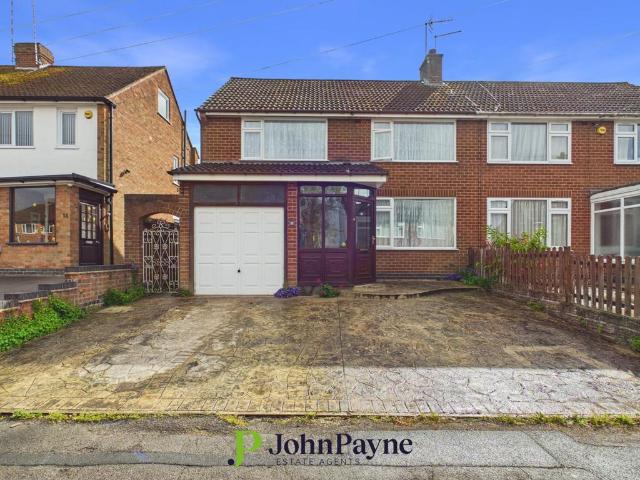 House for sale in Stivichall, West Midlands