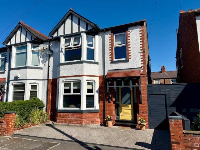 House for sale in Georgia, Greater Manchester