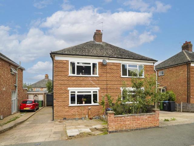 House for sale in New Bilton, Rugby