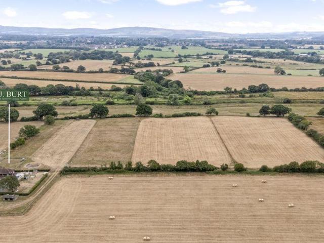 House for sale in Horsham, West Sussex