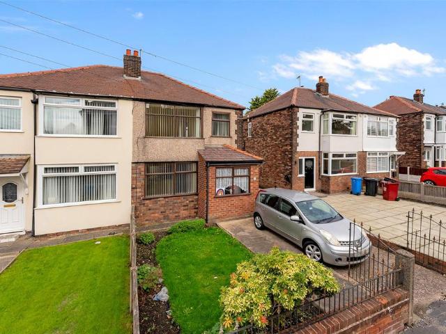 House for sale in Whiston Cross, Huyton