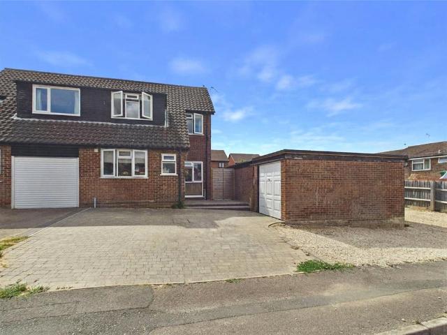 House for sale in Berrick Salome, Oxfordshire