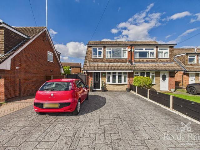 House for sale in Hazel Grove, Greater Manchester