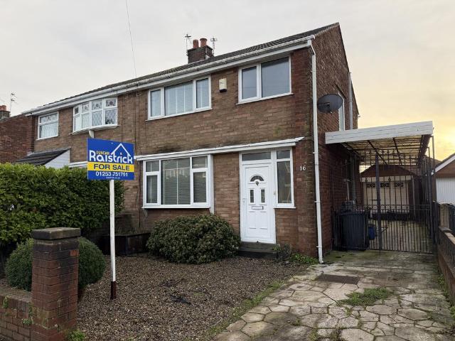 House for sale in Cabus, Lancashire