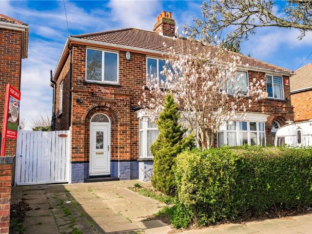 House for sale in Grimsby, North East Lincolnshire