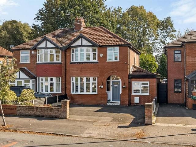 House for sale in Ashton upon Mersey, Trafford Park
