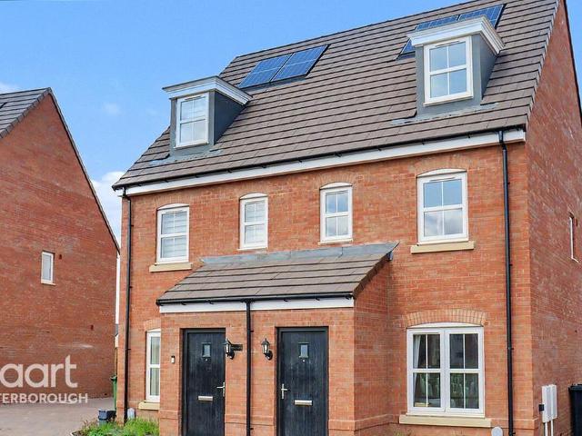 House for sale in Hampton Gardens, Peterborough