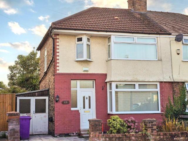 House for sale in Calderstones