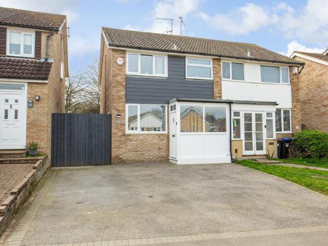 House for sale in Herne and Broomfield, The Bridge