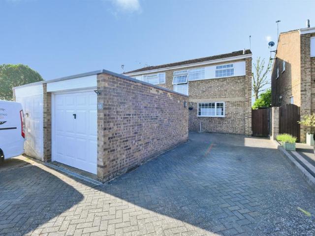 House for sale in Broxbourne, Hertfordshire