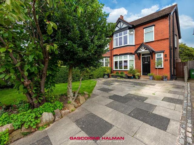 House for sale in Cheadle Hulme, Greater Manchester