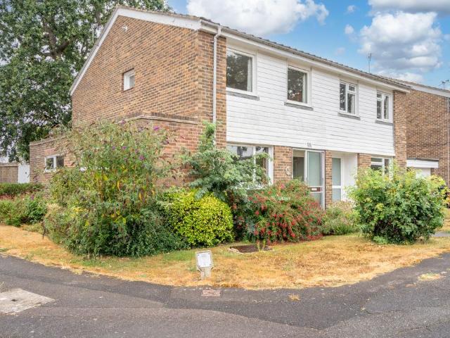 House for sale in Chichester, Littlecote