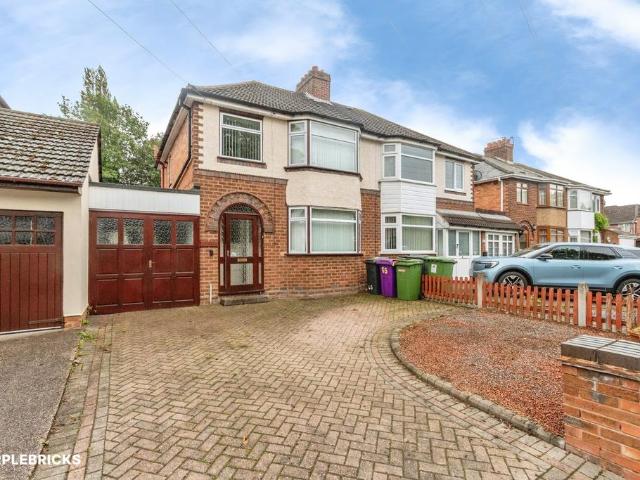 House for sale in Fallings Park, Park Village