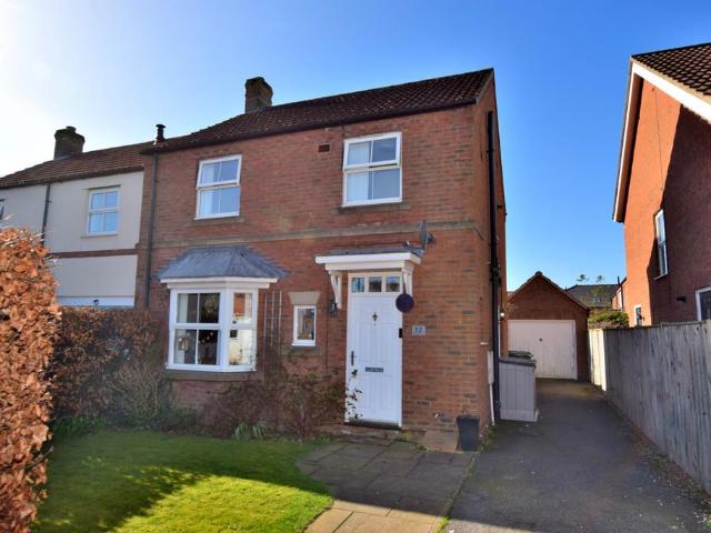 House for sale in Brompton-on-swale, North Yorkshire