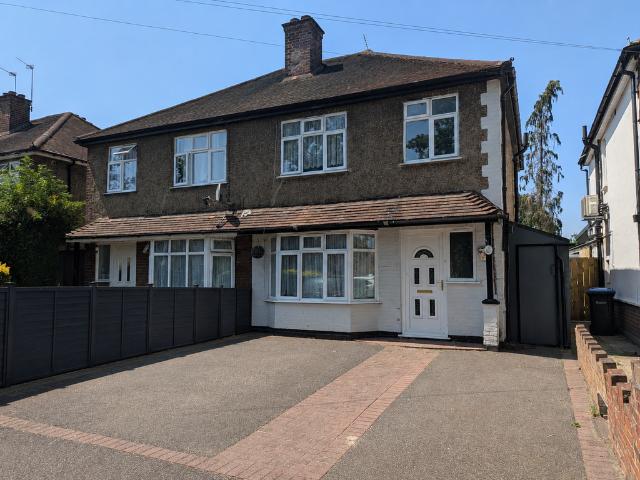 House for sale in Row Town, Surrey