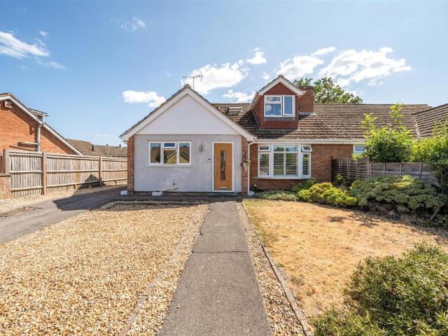 House for sale in Moulsham Green, Hart