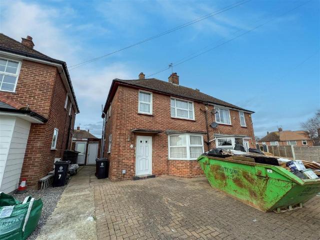 House for sale in Dale Hill, Essex