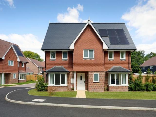 House for sale in Perryfields, West Sussex