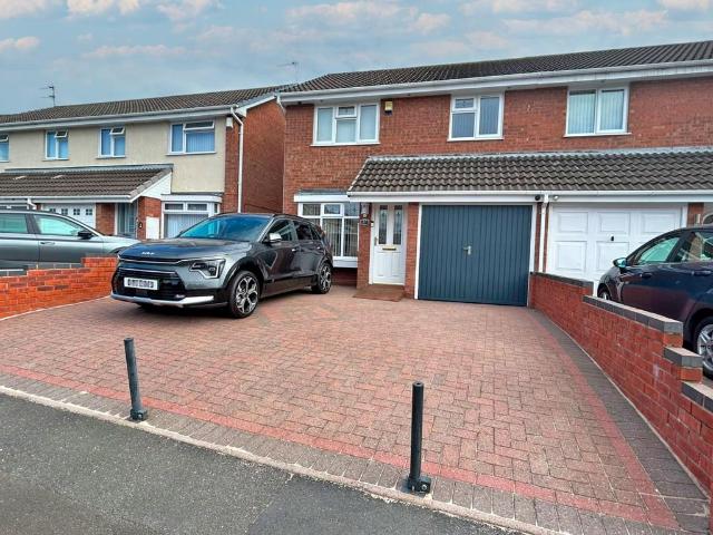 House for sale in Wednesbury, West Midlands