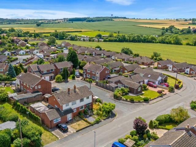 House for sale in Wentbridge, West Yorkshire